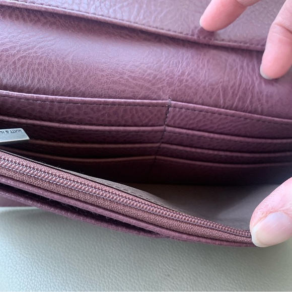 Matt & Nat Vegan Wallet - Picture 9 of 10